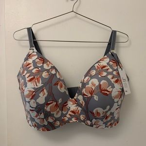NWT Knix Wingwoman wireless bra size 8+